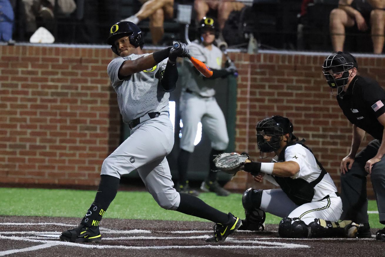 NCAA BASEBALL: JUN 03 Nashville Regional - Vanderbilt vs Oregon