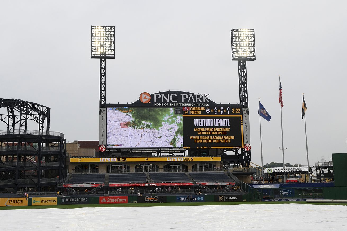 St. Louis Cardinals v Pittsburgh Pirates