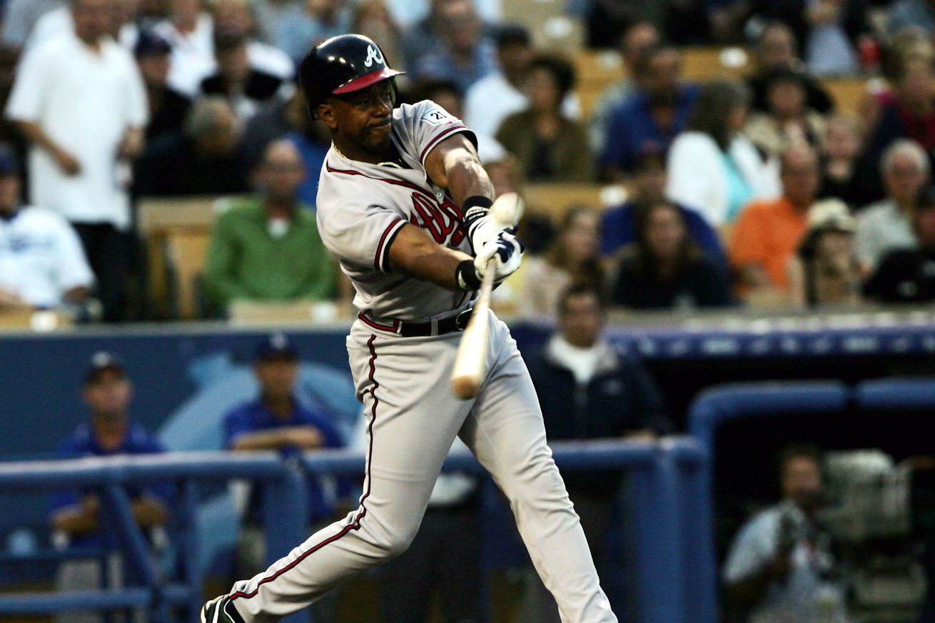Braves v Dodgers