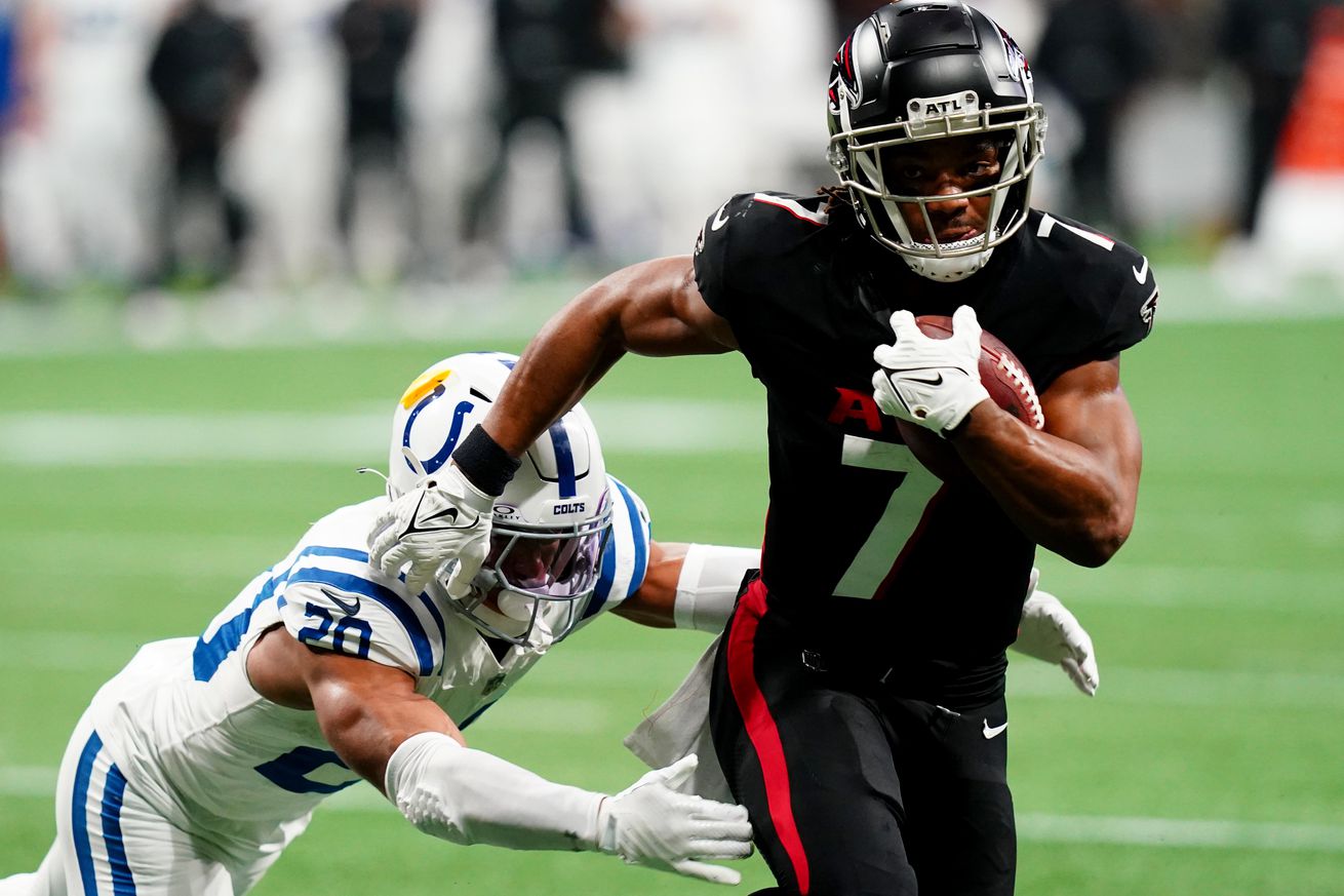 NFL: Indianapolis Colts at Atlanta Falcons
