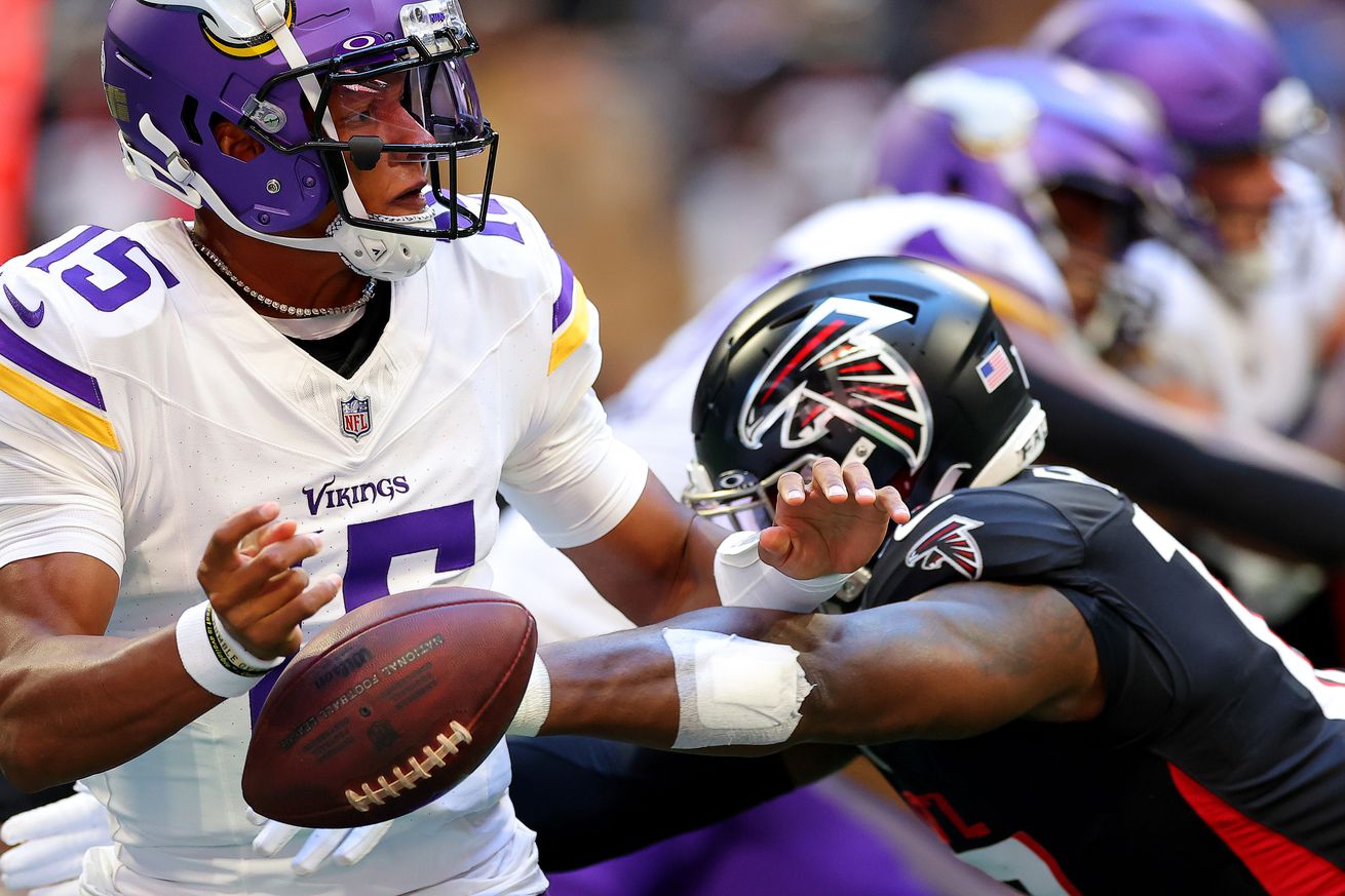 Minnesota Vikings v Atlanta Falcons