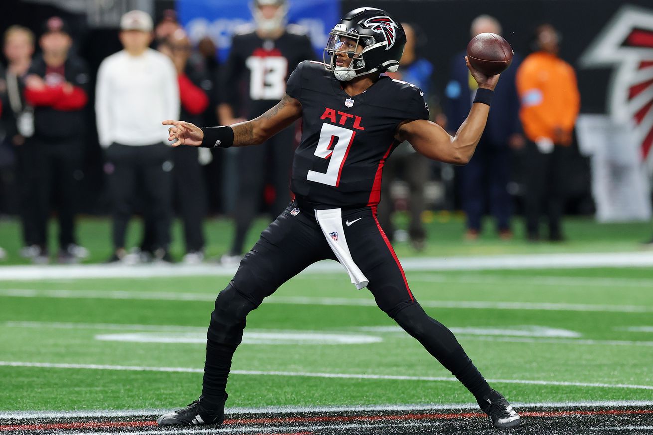 Carolina Panthers v Atlanta Falcons
