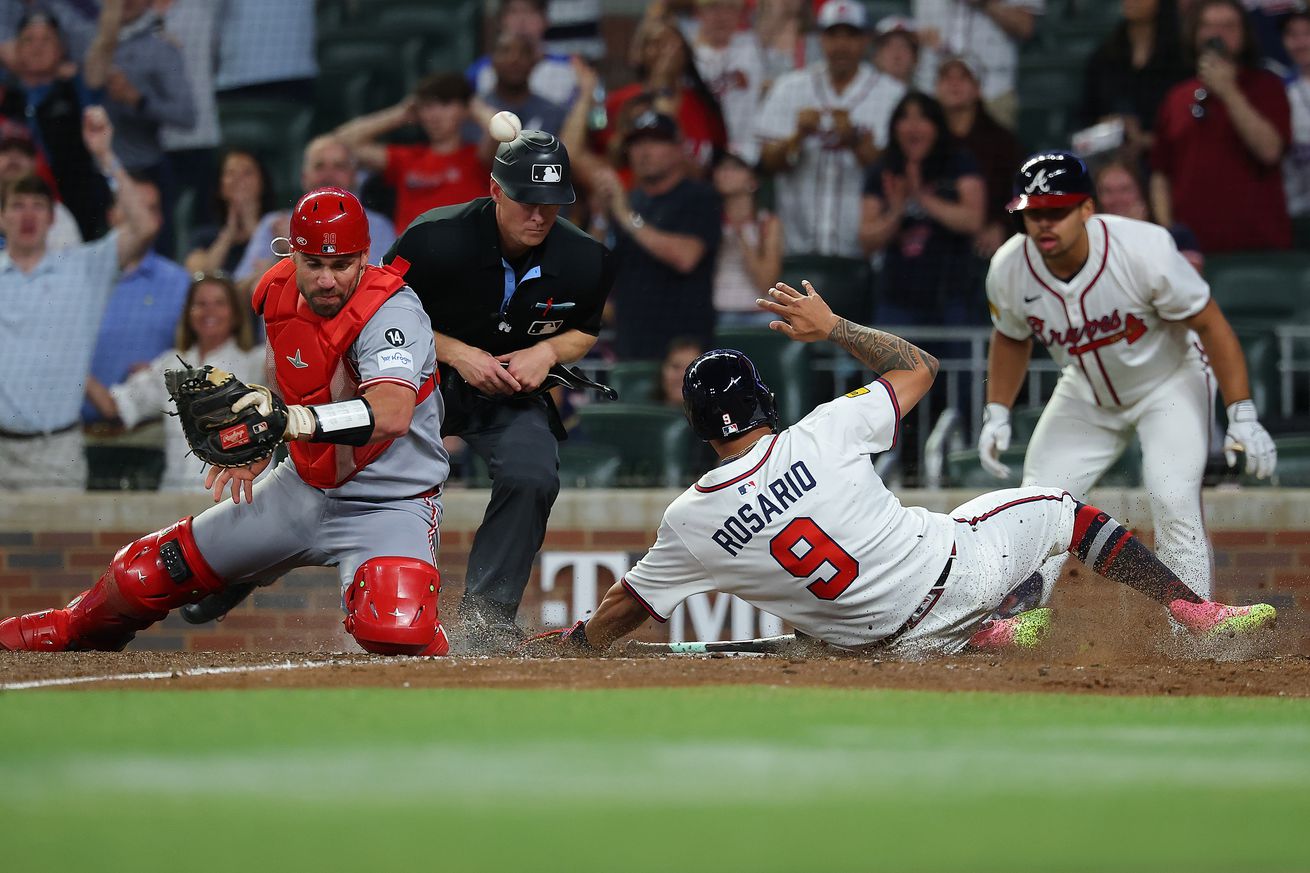 Cincinnati Reds v Atlanta Braves