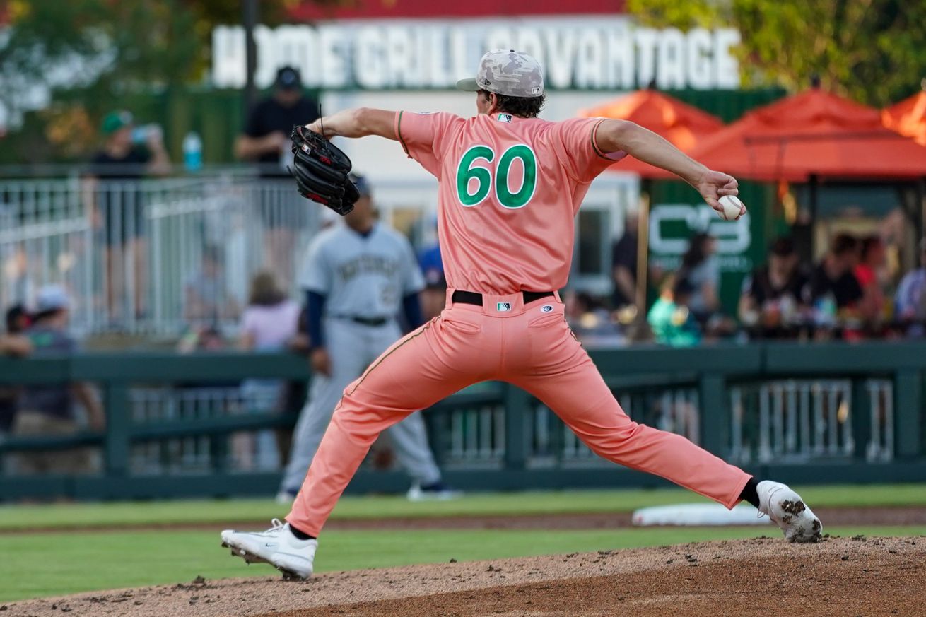 Montgomery Biscuits v. Columbus Clingstones