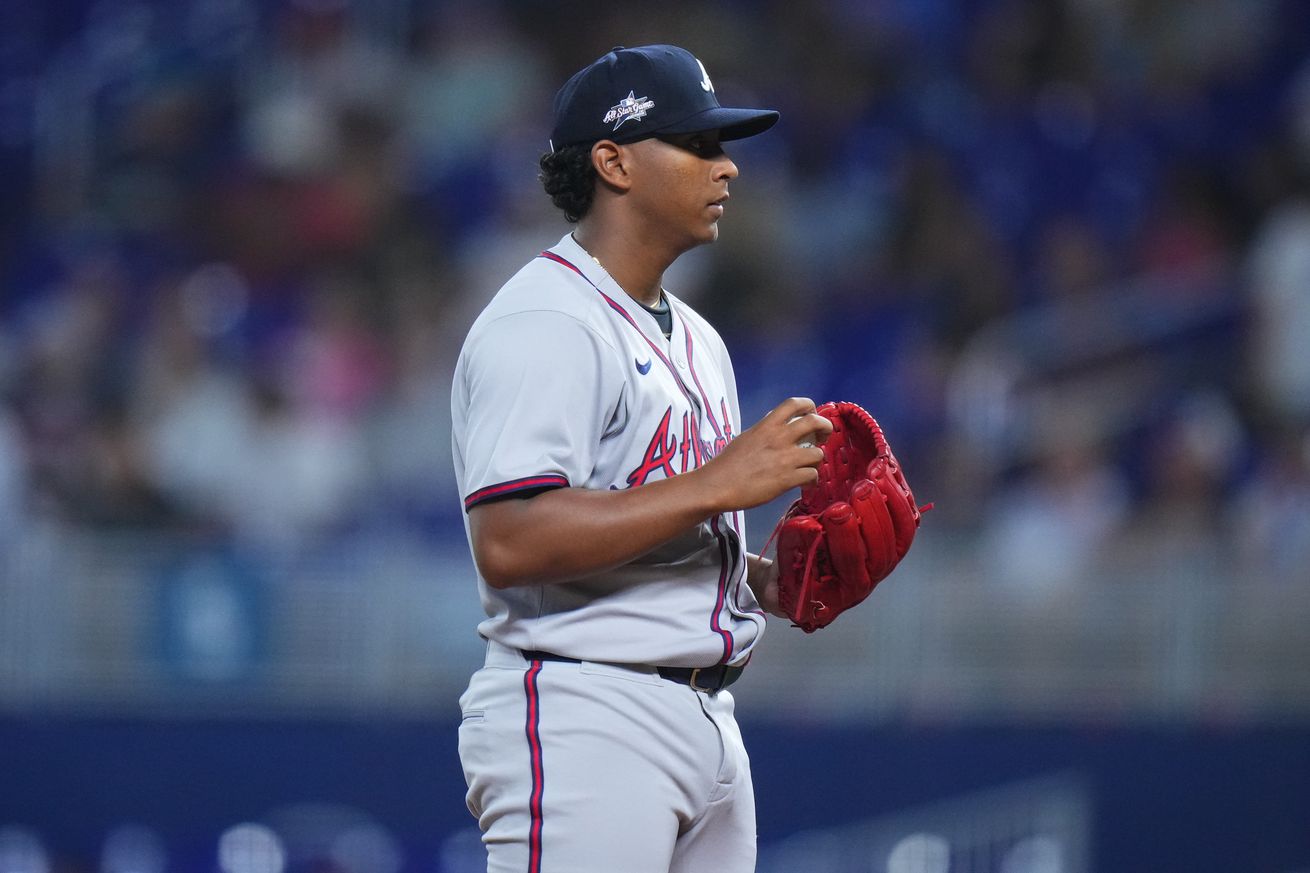 Atlanta Braves v Miami Marlins
