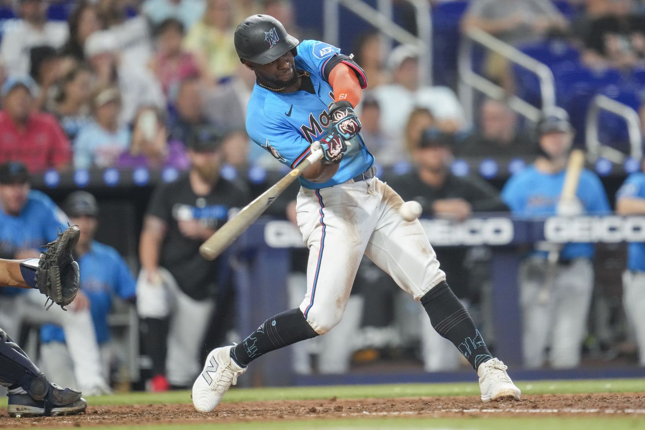 Atlanta Braves v Miami Marlins