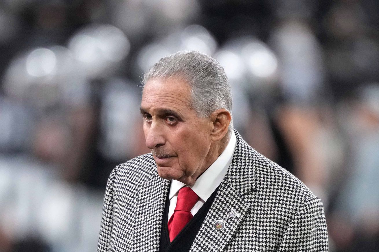 NFL: Atlanta Falcons at Las Vegas Raiders
