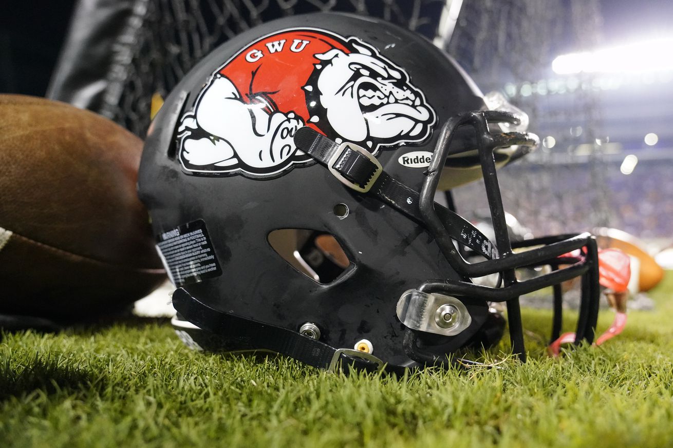 COLLEGE FOOTBALL: SEP 07 Gardner-Webb at East Carolina