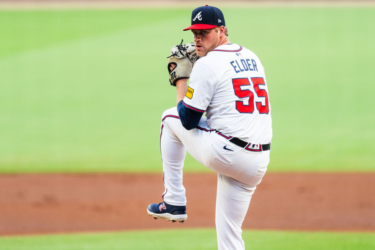 Los Angeles Angels v Atlanta Braves