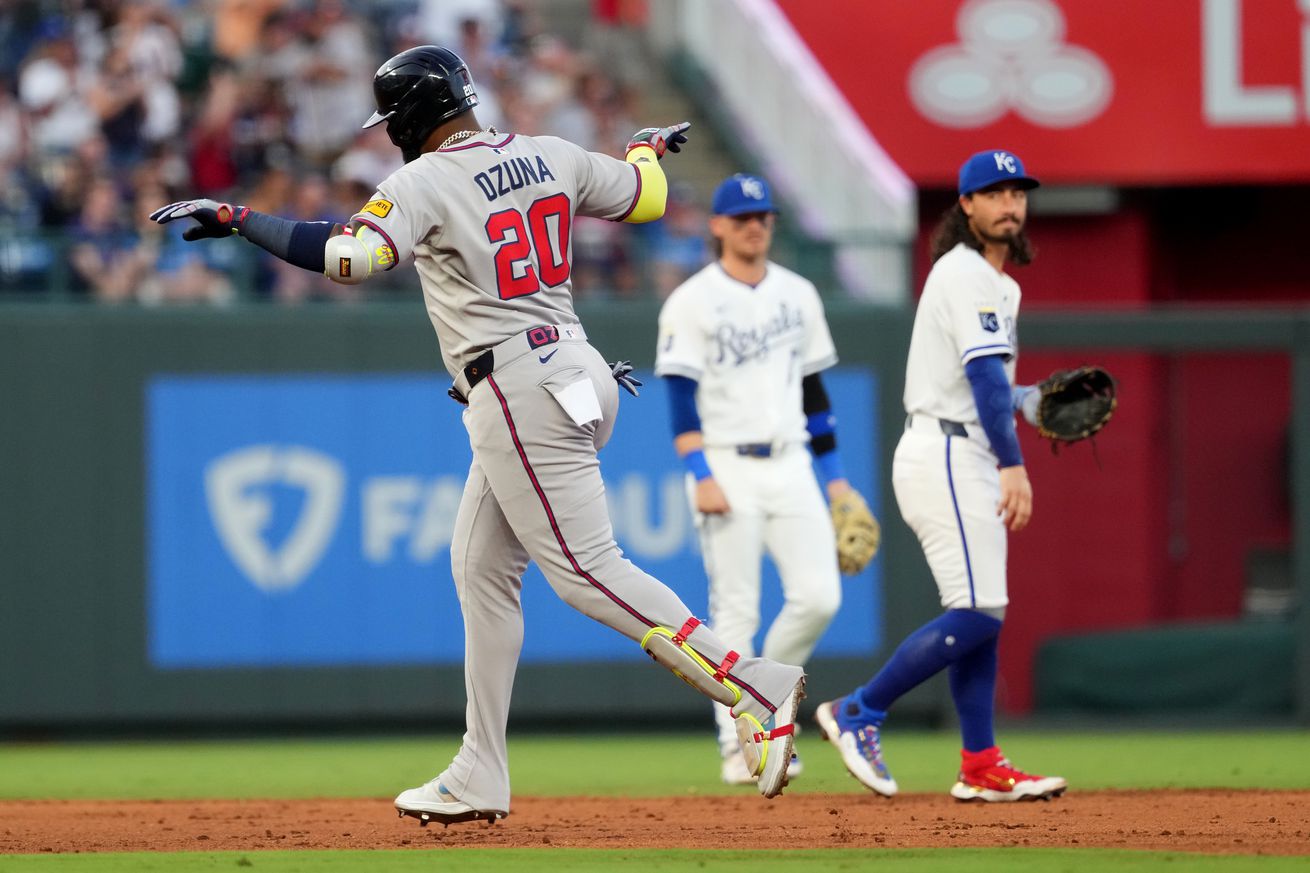 Atlanta Braves v Kansas City Royals