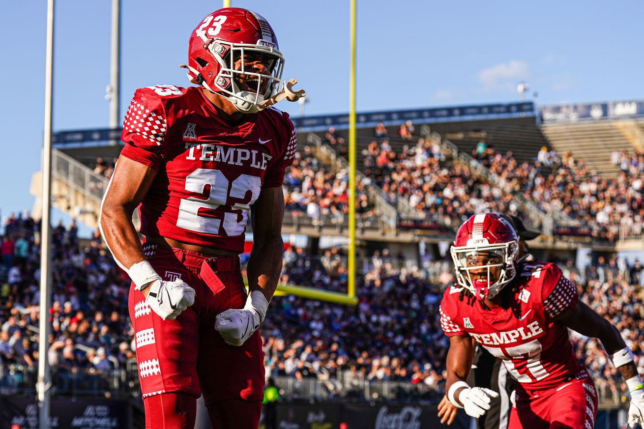 NCAA Football: Temple at Connecticut