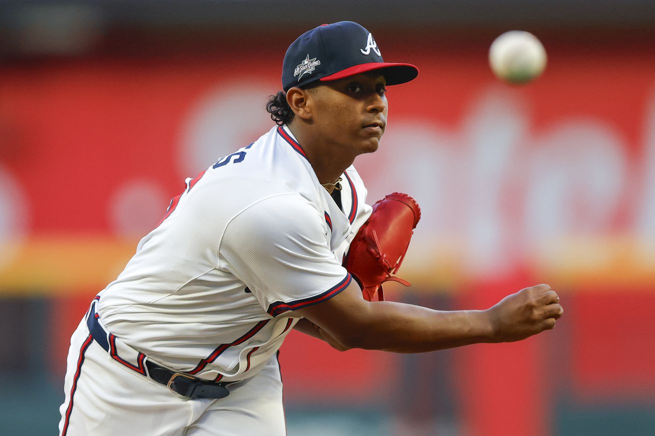 Los Angeles Angels v Atlanta Braves